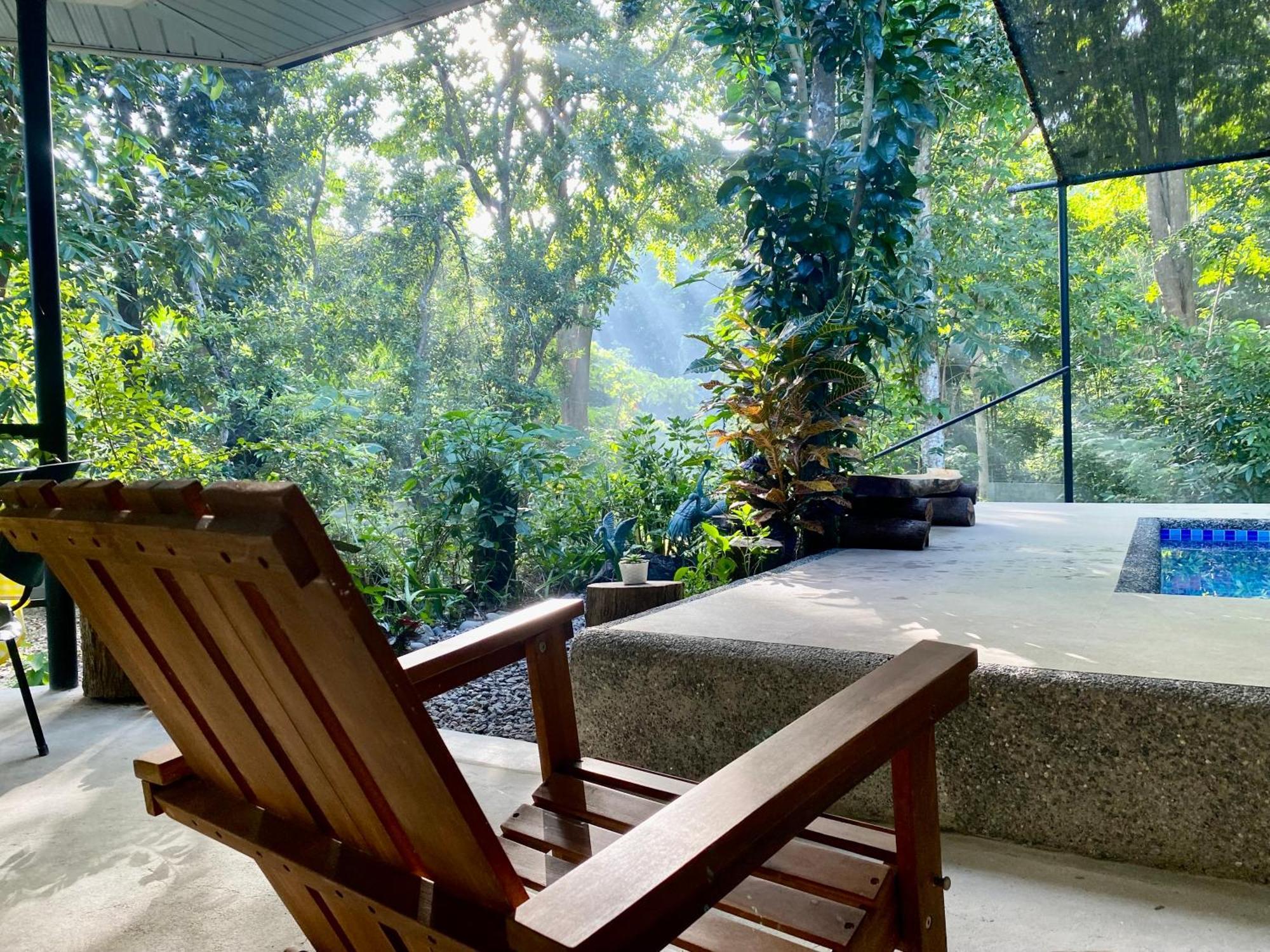 Balai Benedicere Bed & Breakfast Bacnotan ภายนอก รูปภาพ