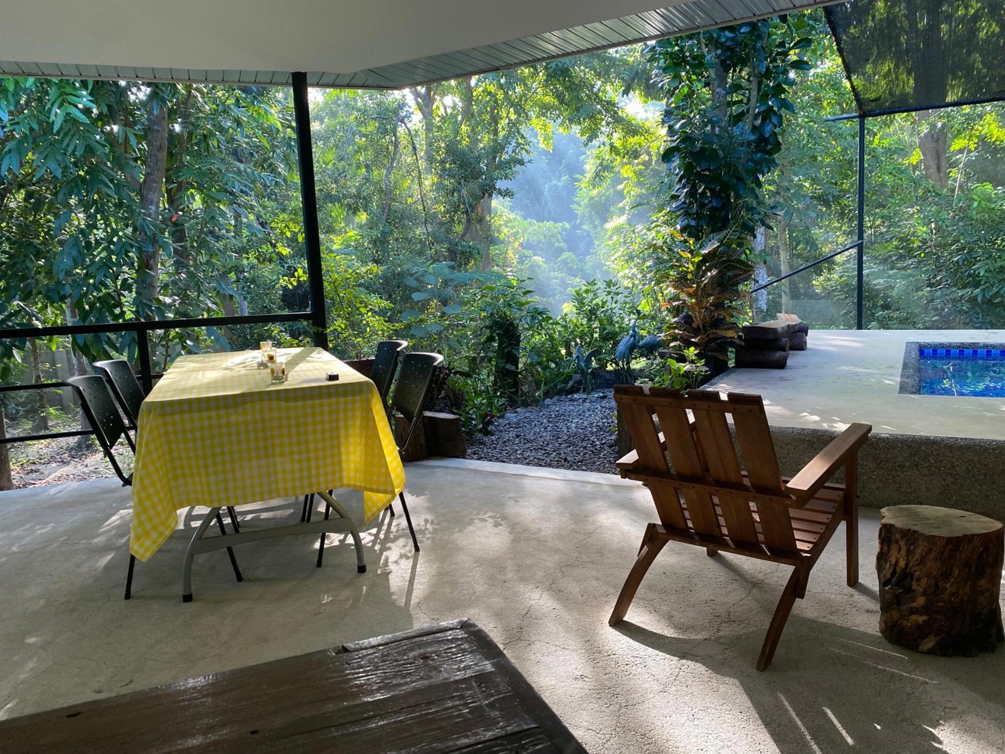 Balai Benedicere Bed & Breakfast Bacnotan ภายนอก รูปภาพ