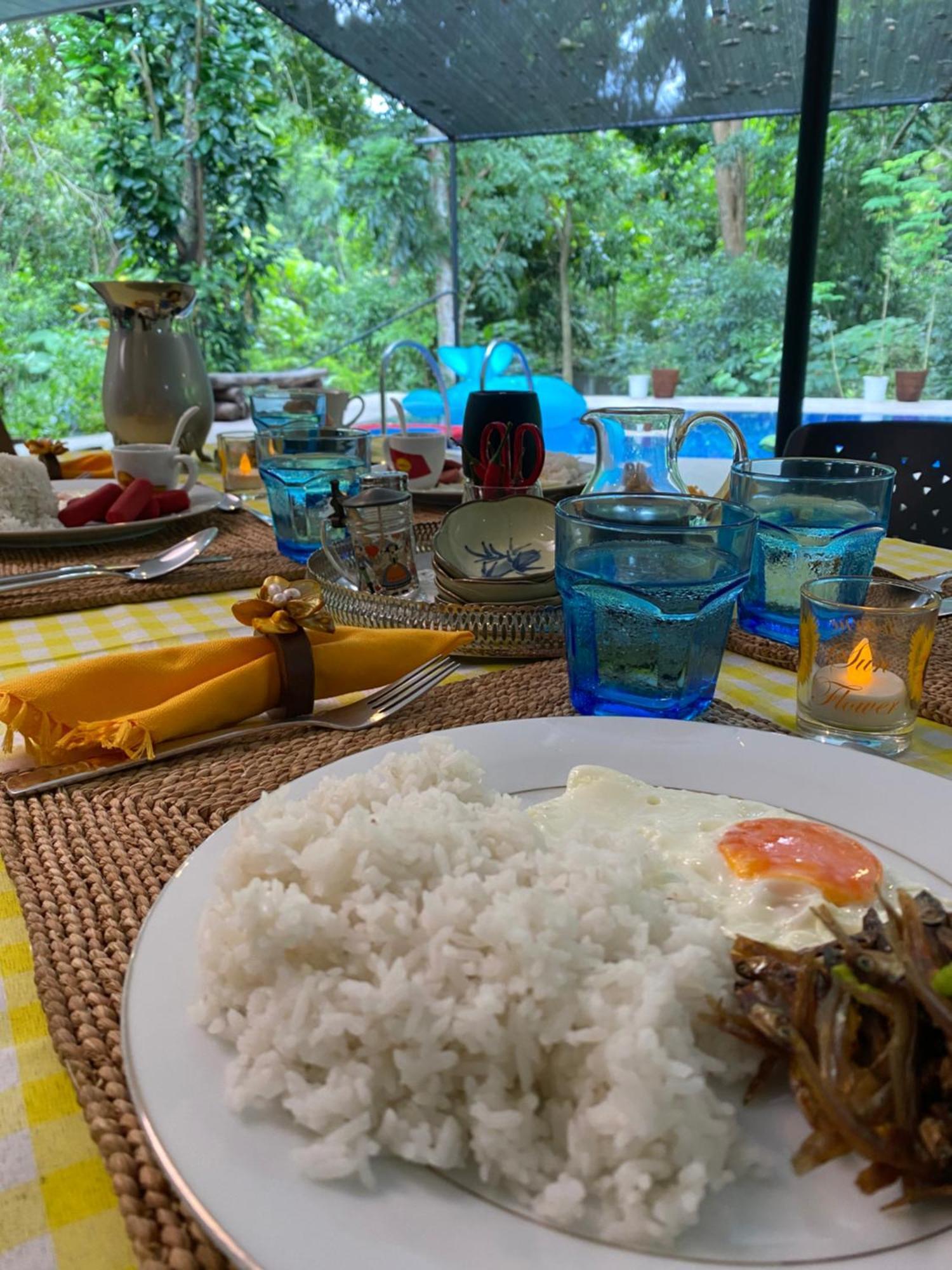 Balai Benedicere Bed & Breakfast Bacnotan ภายนอก รูปภาพ